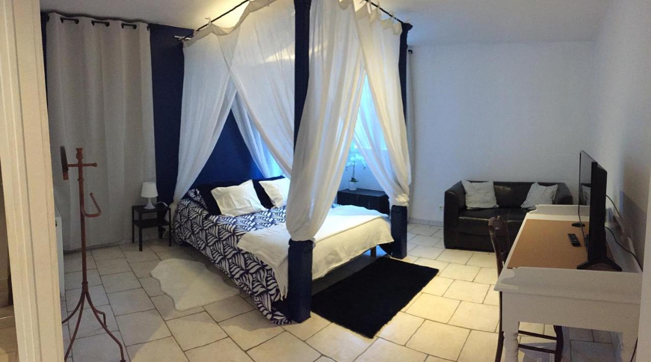 Hotel Nuit En Brenne Le Blanc Exterior foto