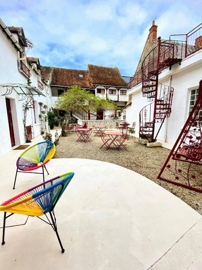 Hotel Nuit En Brenne Le Blanc Exterior foto